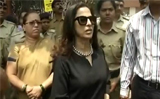 As Sena Marches to Shobhaa De’s Home, She Tweets Thanks to Mumbai Police